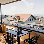 Apartment Sandra Mit Balkon -naehe Bodensee&pfaender *